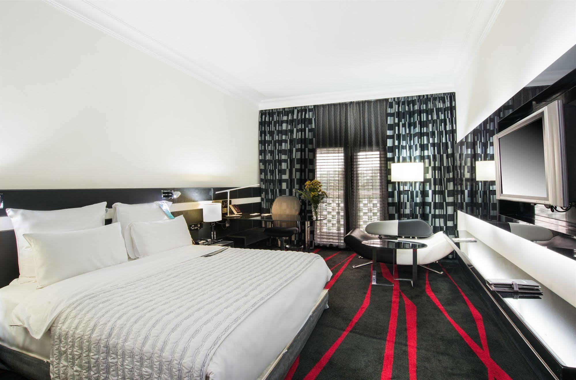 Le Meridien 班加罗尔 外观 照片
