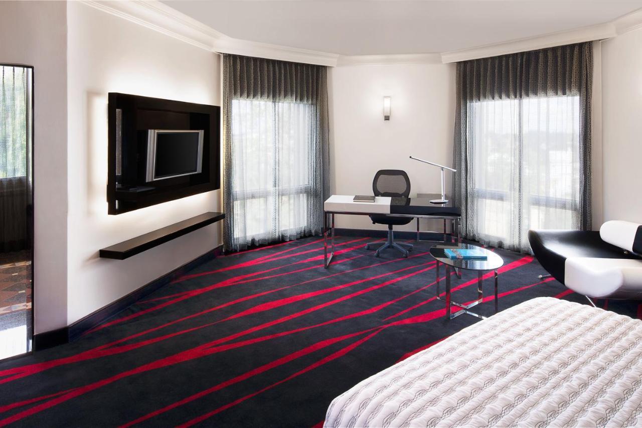 Le Meridien 班加罗尔 外观 照片